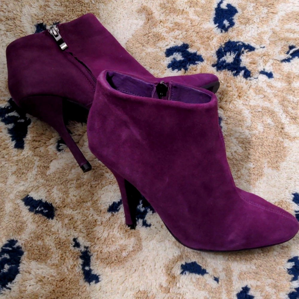 Aldo - Purple Suede Booties
